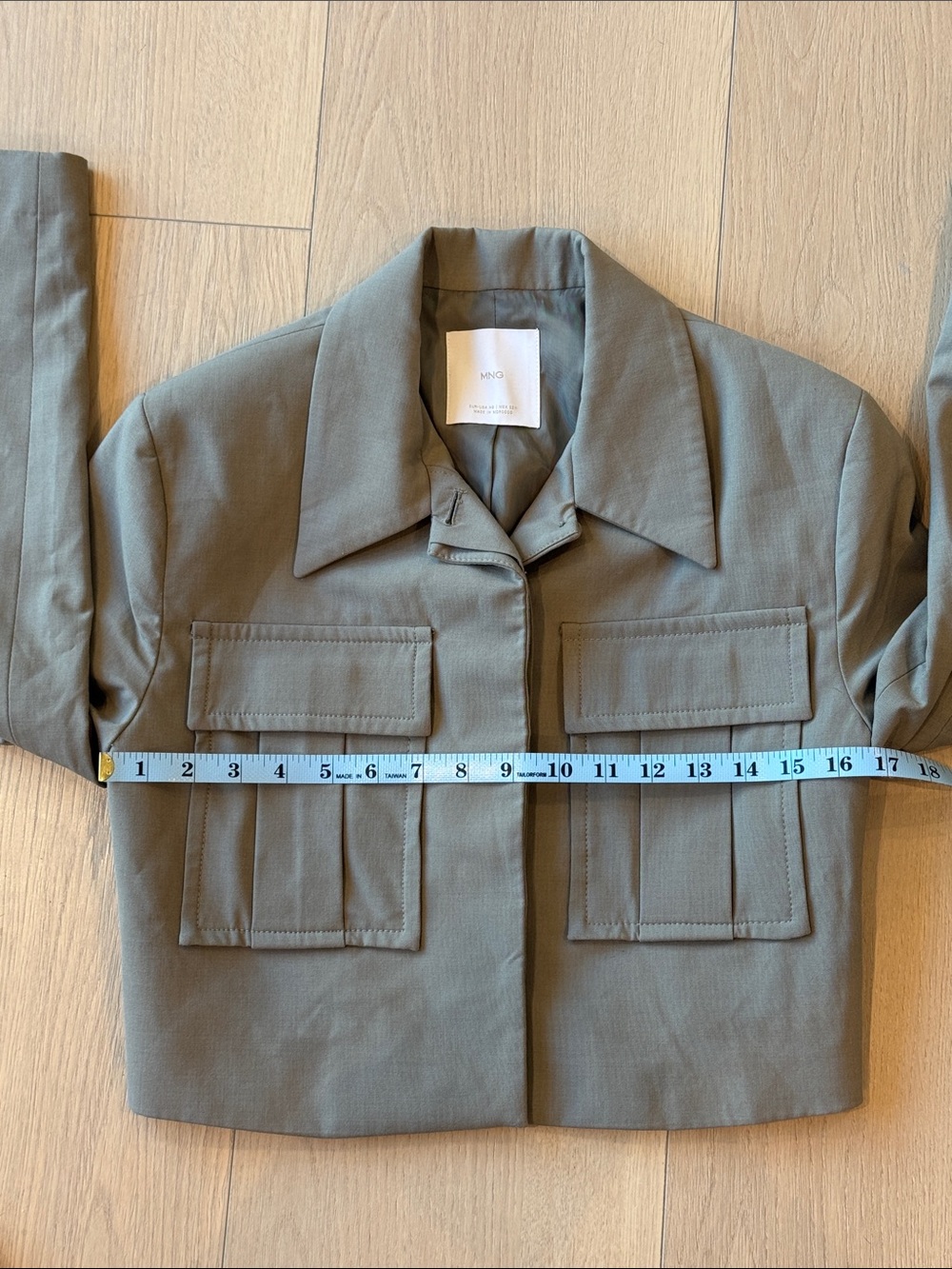MNG Cropped Utility Jacket - Picture 5 of 7